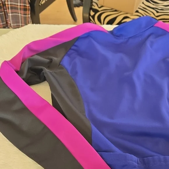 Pearl Izumi Purple Bicycling Jacket with Logo - Picture 12 of 13